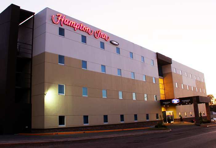 Hampton By Hilton San Juan Del Rio Hotel Eksteriør billede