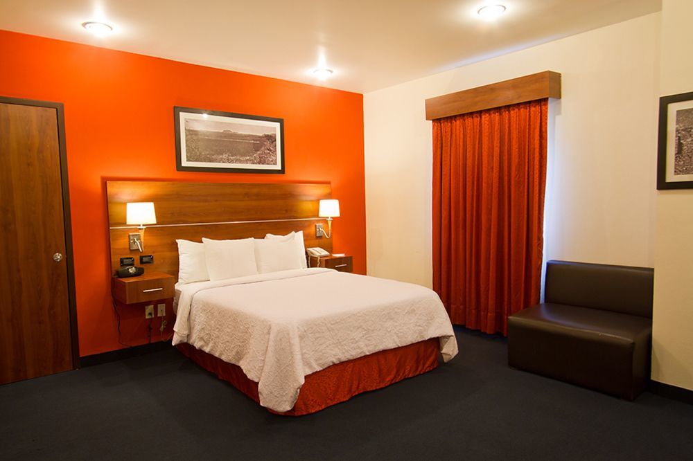 Hampton By Hilton San Juan Del Rio Hotel Eksteriør billede