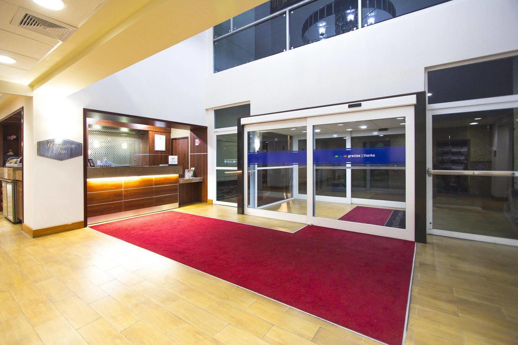 Hampton By Hilton San Juan Del Rio Hotel Eksteriør billede